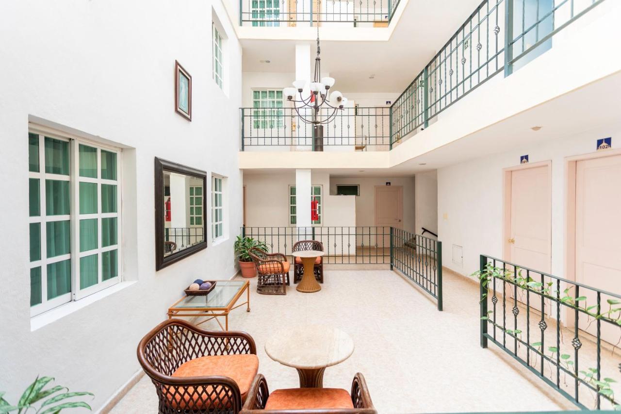 Hotel Gandhi Chetumal Ngoại thất bức ảnh